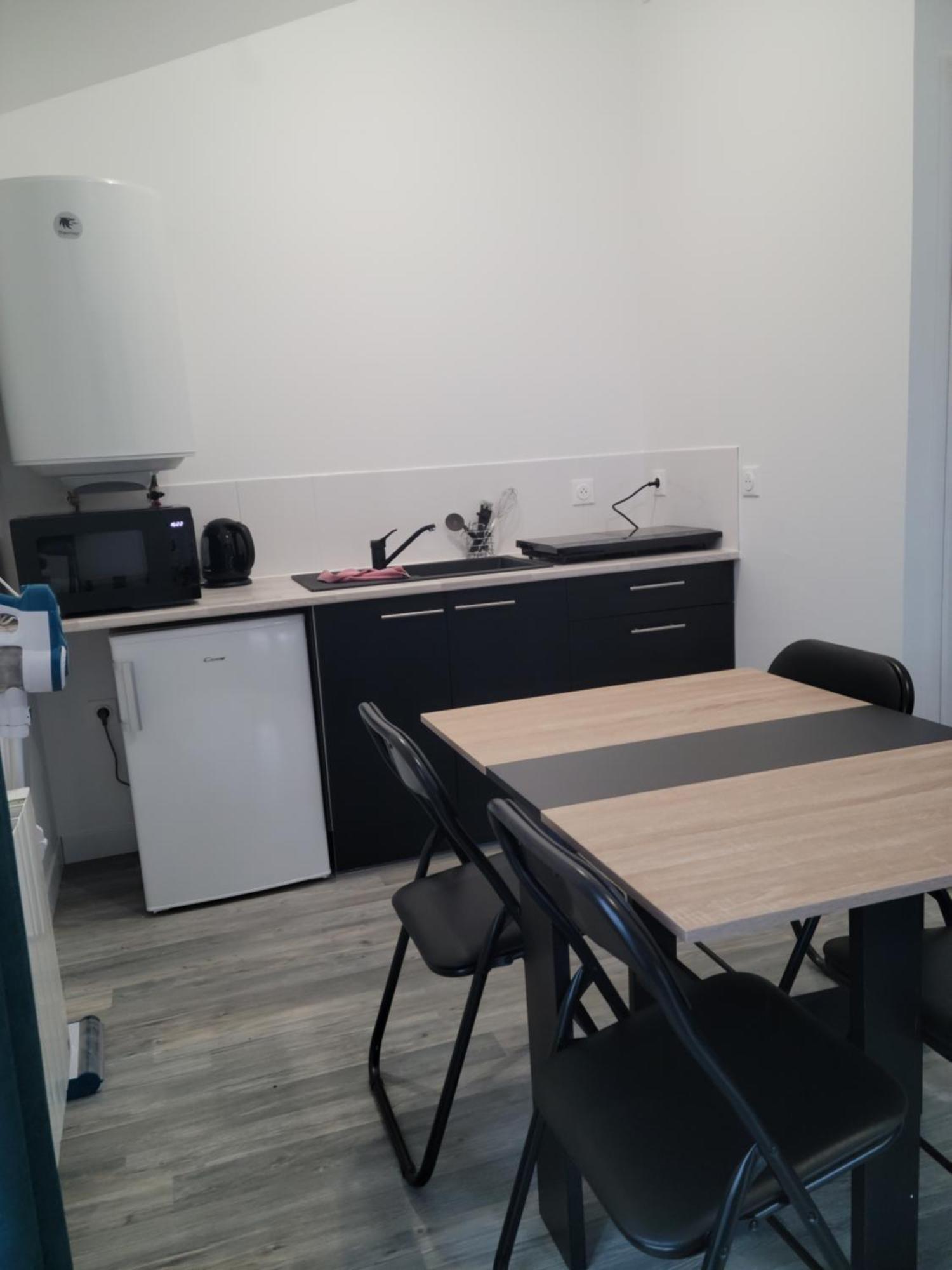 Le Studio Saint-Pierre-Montlimart Kültér fotó